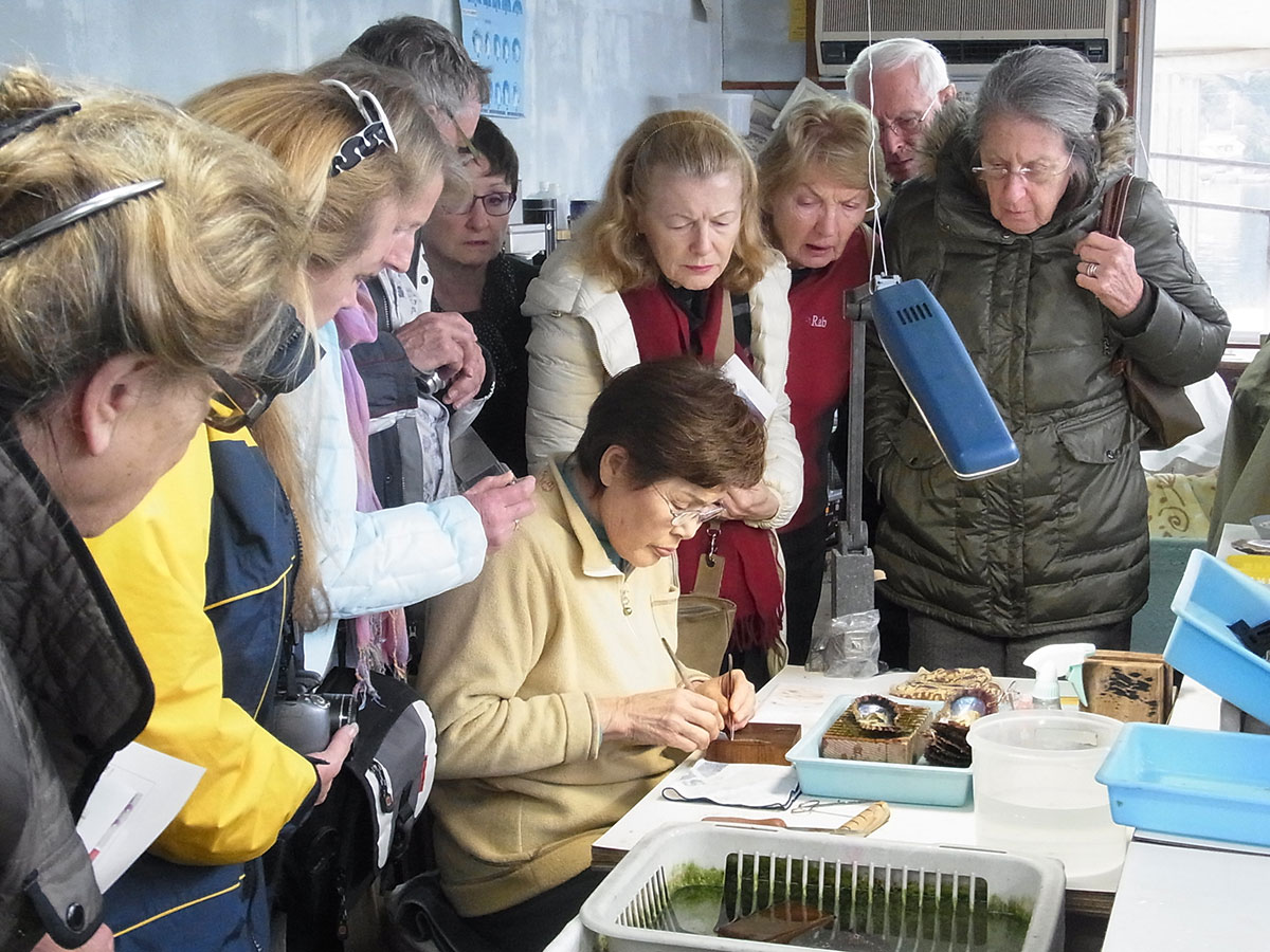 Pearl Culturing Farm Tour