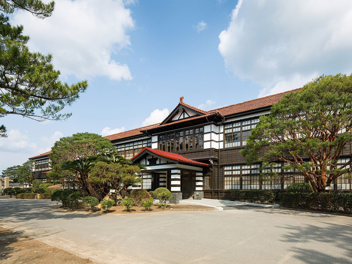 Hagi Castle Town and Hagi Meirin Gakusha, school house