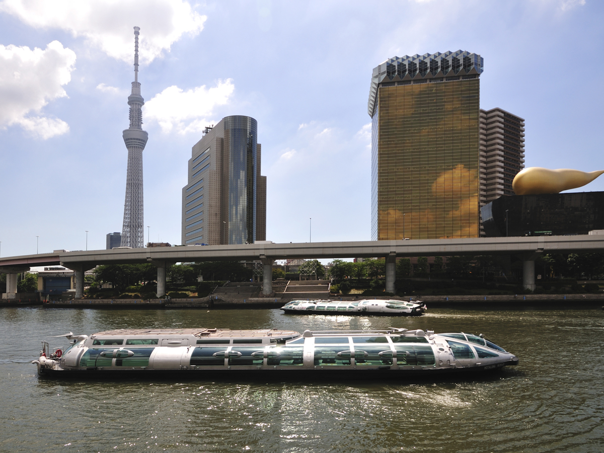 Sumida River Cruising (Hotaluna)